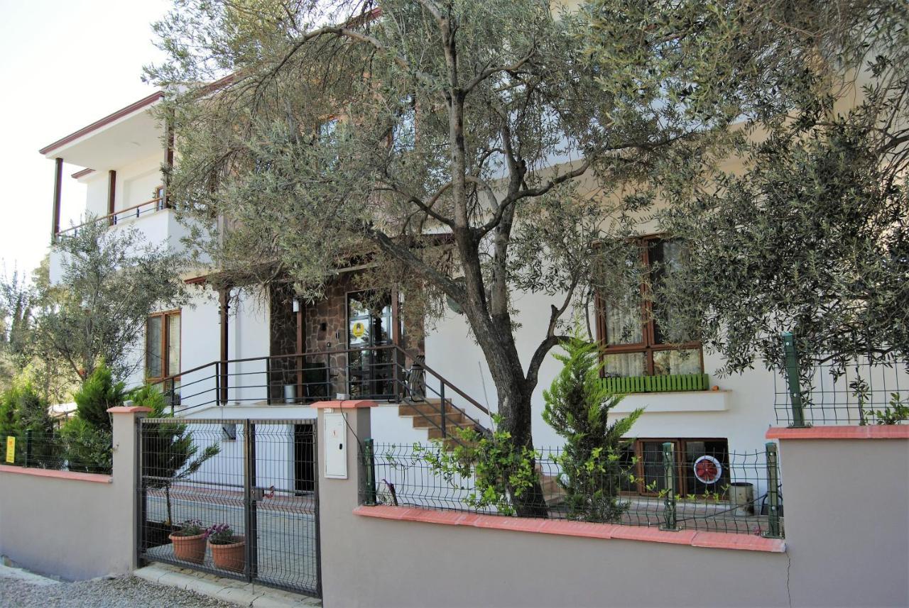 Beyaz Konak Guere Esterno foto